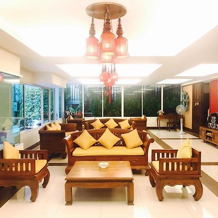 Baan Ngern Village เชียงใหม่ ภายนอก รูปภาพ