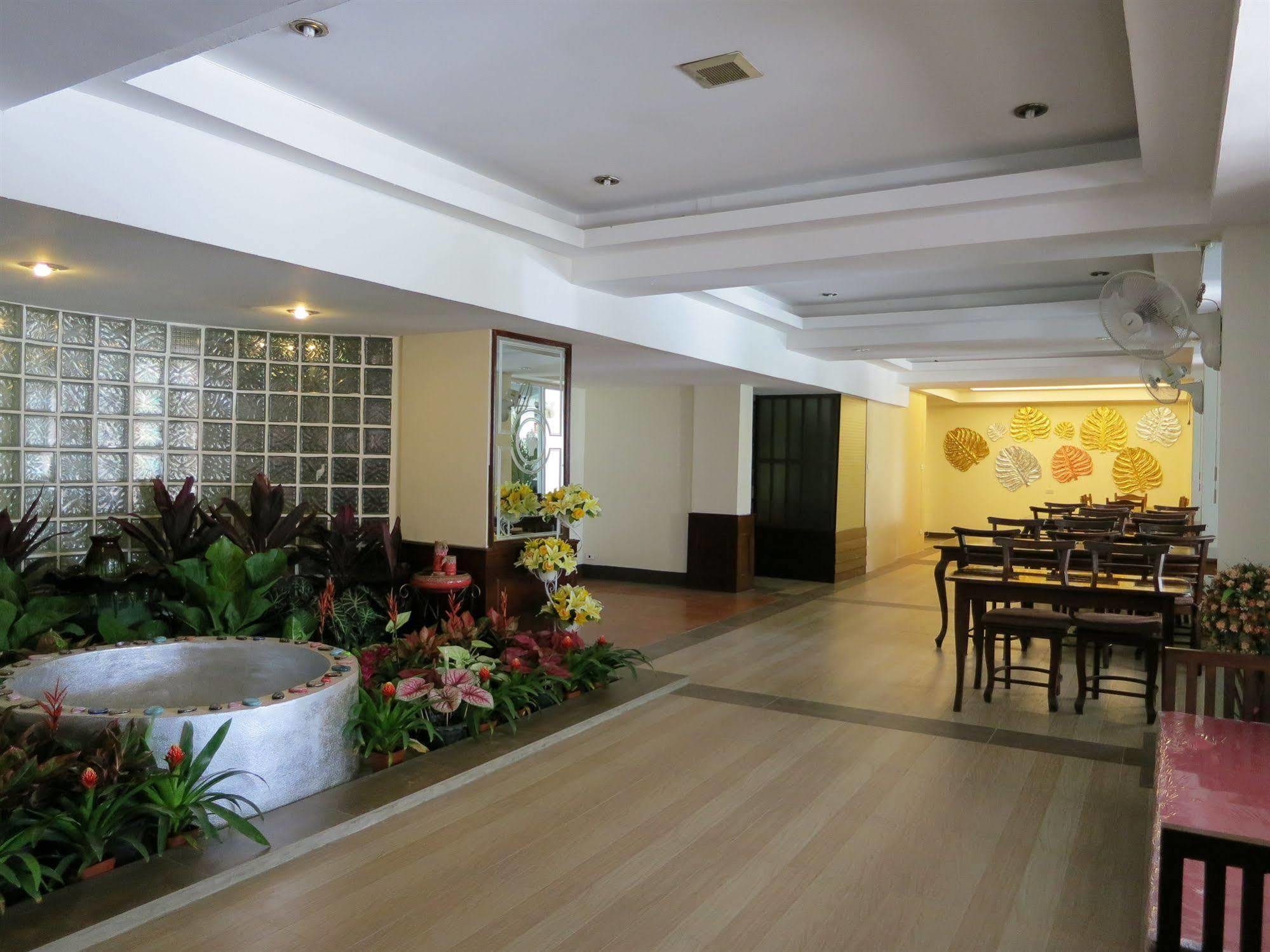 Baan Ngern Village เชียงใหม่ ภายนอก รูปภาพ